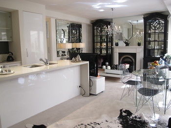 Andre's Mews Luxury Serviced Apartments - Accommodation 4U 11