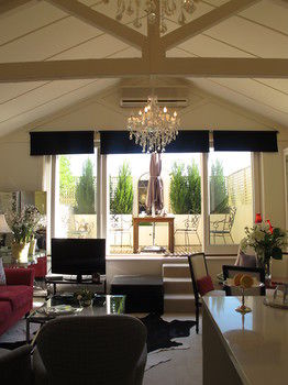 Andre's Mews Luxury Serviced Apartments - Accommodation 4U 20