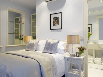 Andre's Mews Luxury Serviced Apartments - Accommodation 4U 27