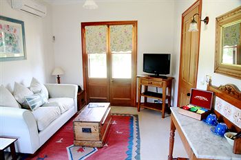 Carriages Boutique Hotel - Accommodation 4U 9