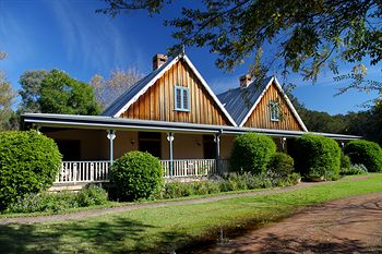 Carriages Boutique Hotel - Accommodation 4U 21