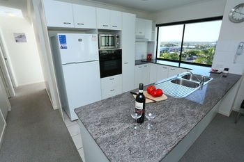 San Marino By The Sea Apartments - Accommodation 4U 52