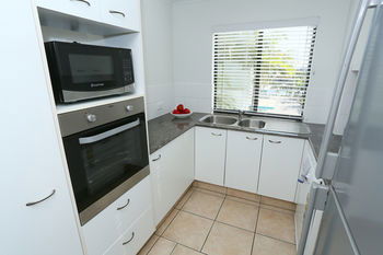 San Marino By The Sea Apartments - Accommodation 4U 92