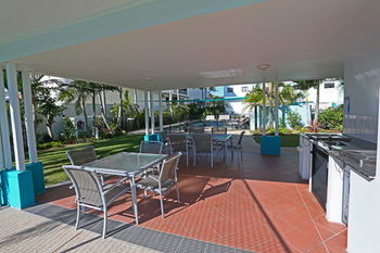 San Marino By The Sea Apartments - Accommodation 4U 98