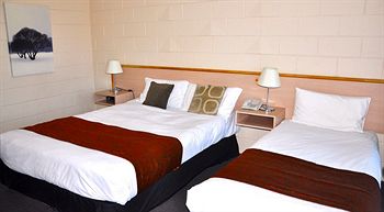 The Prince Mark Motor Inn - Accommodation 4U 8