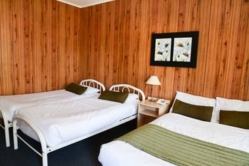 The Prince Mark Motor Inn - Accommodation 4U 9