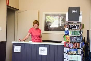 The Prince Mark Motor Inn - Accommodation 4U 15