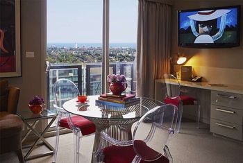 Art Series-The Blackman - Accommodation 4U 43