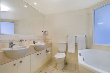 ULTIQA Shearwater Resort - Accommodation 4U 15