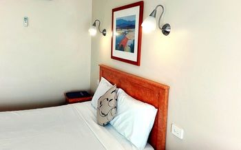 Glen Inn - Accommodation 4U 32