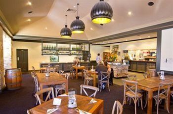 Potters Hotel Brewery Resort - Accommodation 4U 6
