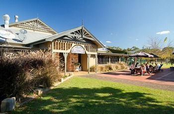 Potters Hotel Brewery Resort - Accommodation 4U 14