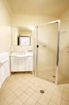 Potters Hotel Brewery Resort - Accommodation 4U 28