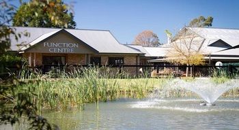 Potters Hotel Brewery Resort - Accommodation 4U 44