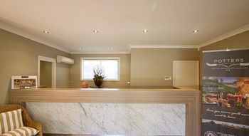 Potters Hotel Brewery Resort - Accommodation 4U 51