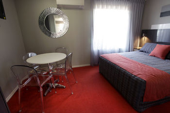 Cattleman's Country Motor Inn & Serviced Apartments - Accommodation 4U 11