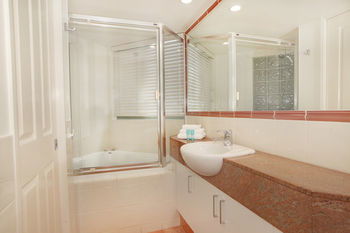Malibu Mooloolaba - Accommodation 4U 36