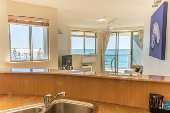 Malibu Mooloolaba - Accommodation 4U 40