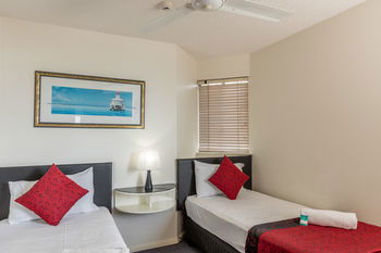 Malibu Mooloolaba - Accommodation 4U 48