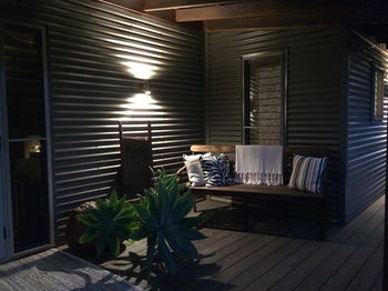 Lilies Luxury Retreats - Accommodation 4U 23