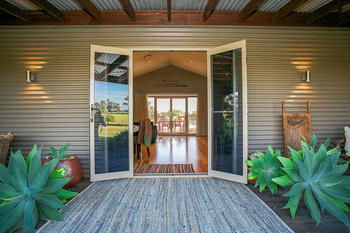 Lilies Luxury Retreats - Accommodation 4U 29