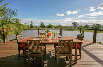 Lilies Luxury Retreats - Accommodation 4U 46
