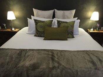 Lilies Luxury Retreats - Accommodation 4U 49
