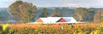 Lilies Luxury Retreats - Accommodation 4U 6