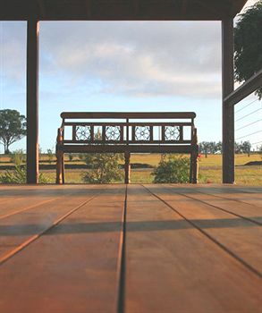 Lilies Luxury Retreats - Accommodation 4U 7