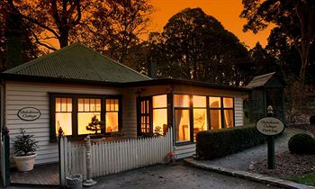 Moulton Park Estate - Accommodation 4U 11