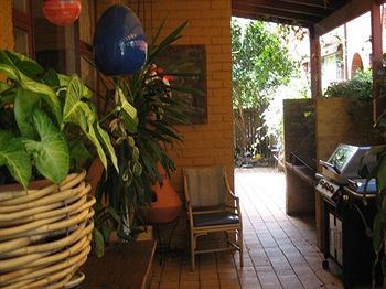 Burwood Bed And Breakfast - Accommodation 4U 0