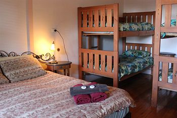 Burwood Bed And Breakfast - Accommodation 4U 7