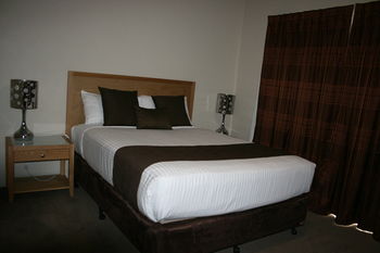 Noah's Mid City Motor Inn - Accommodation 4U 8