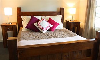 Pokolbin Village - Accommodation 4U 1