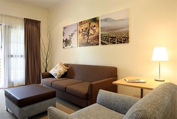 Pokolbin Village - Accommodation 4U 8