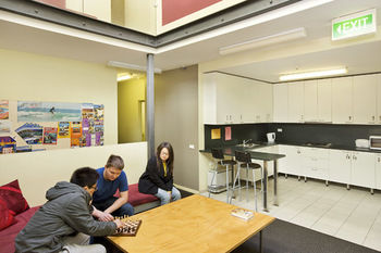 Cambridge Lodge - Hostel/Backpacker - Accommodation 4U 21