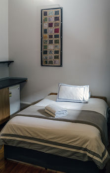 Cambridge Lodge - Hostel/Backpacker - Accommodation 4U 28