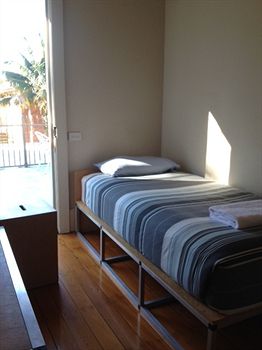 Cambridge Lodge - Hostel/Backpacker - Accommodation 4U 4
