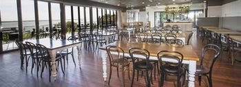 The Huskisson - Accommodation 4U 11