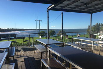 The Huskisson - Accommodation 4U 14