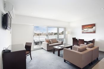 Apartments Ink - Accommodation 4U 16