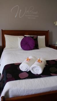 Riverside Motel - Accommodation 4U 24