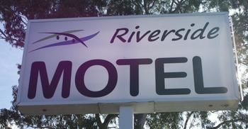 Riverside Motel - Accommodation 4U 25