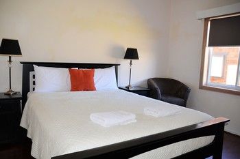 North Ryde Guest House - Accommodation 4U 22