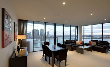 ACD Apartments - Accommodation 4U 11