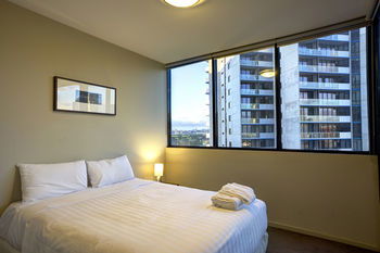 ACD Apartments - Accommodation 4U 12
