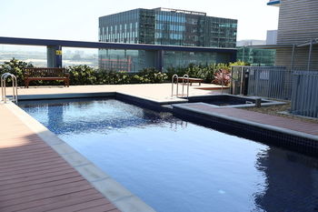 ACD Apartments - Accommodation 4U 22