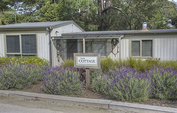 CountryPlace - Accommodation 4U 1