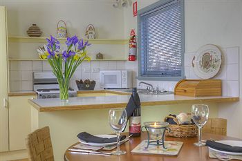 CountryPlace - Accommodation 4U 2