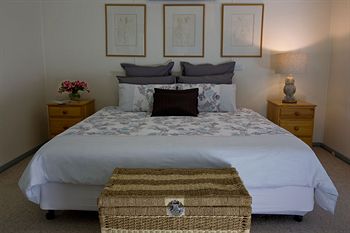 CountryPlace - Accommodation 4U 4